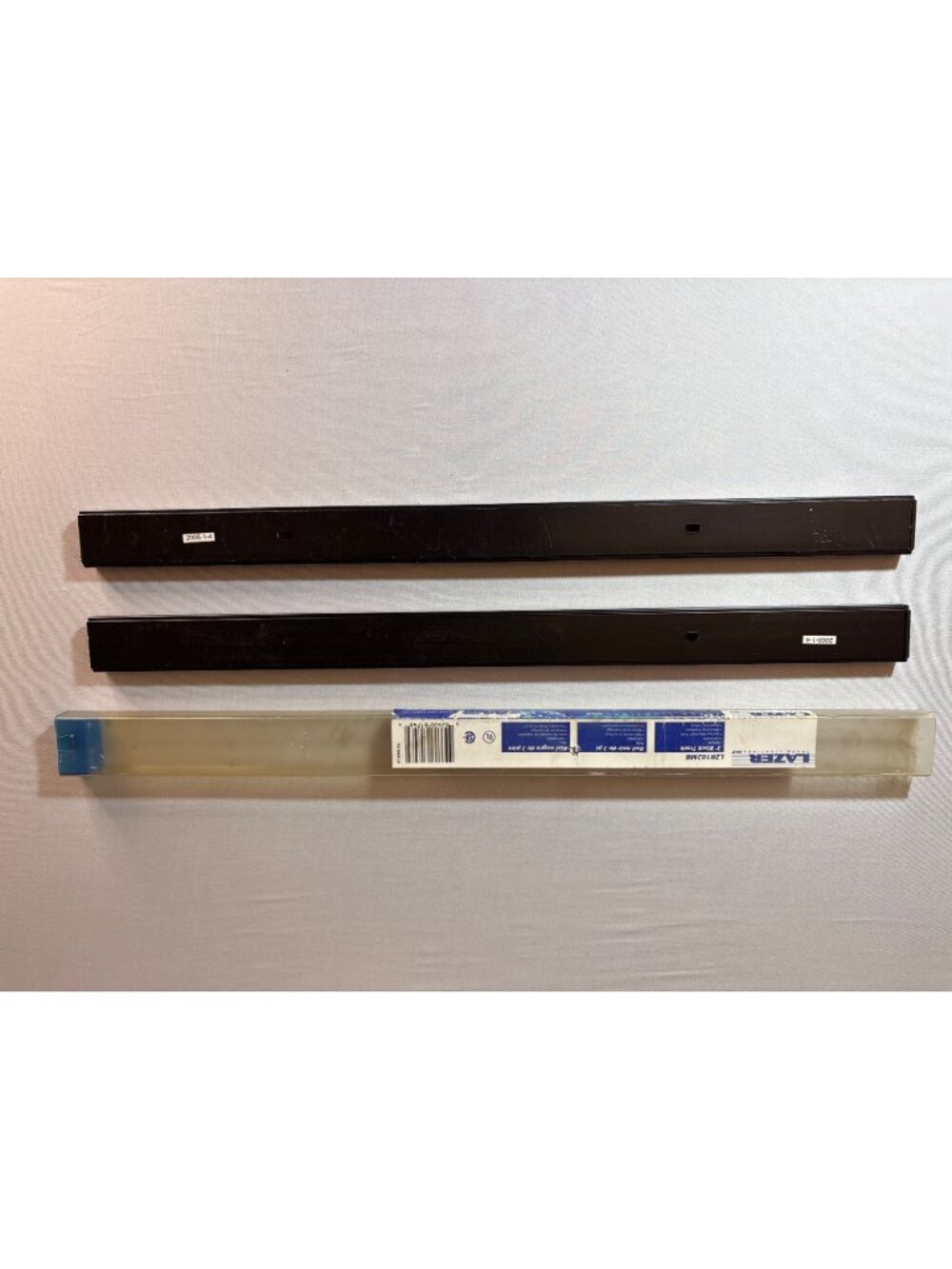 HALO Lazer Track Lighting Rail LZR102MB For 120V AC Max 20 Amps 2 Ft Black Track - Picture 4 of 13